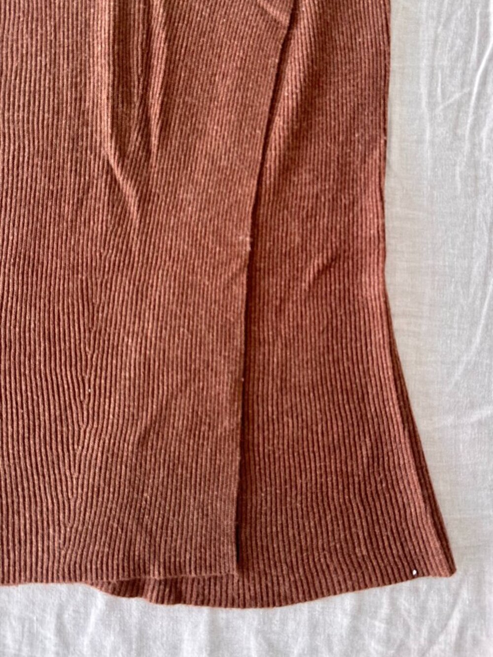 Helmut Lang Brown Cashmere Blend Ribbed Maxi Skirt – Size XS - Picture 4 of 7